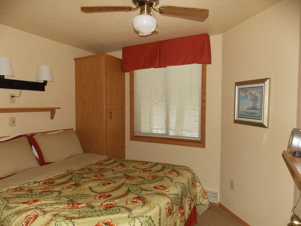 Waterbury Inn Ephraim Ngoại thất bức ảnh