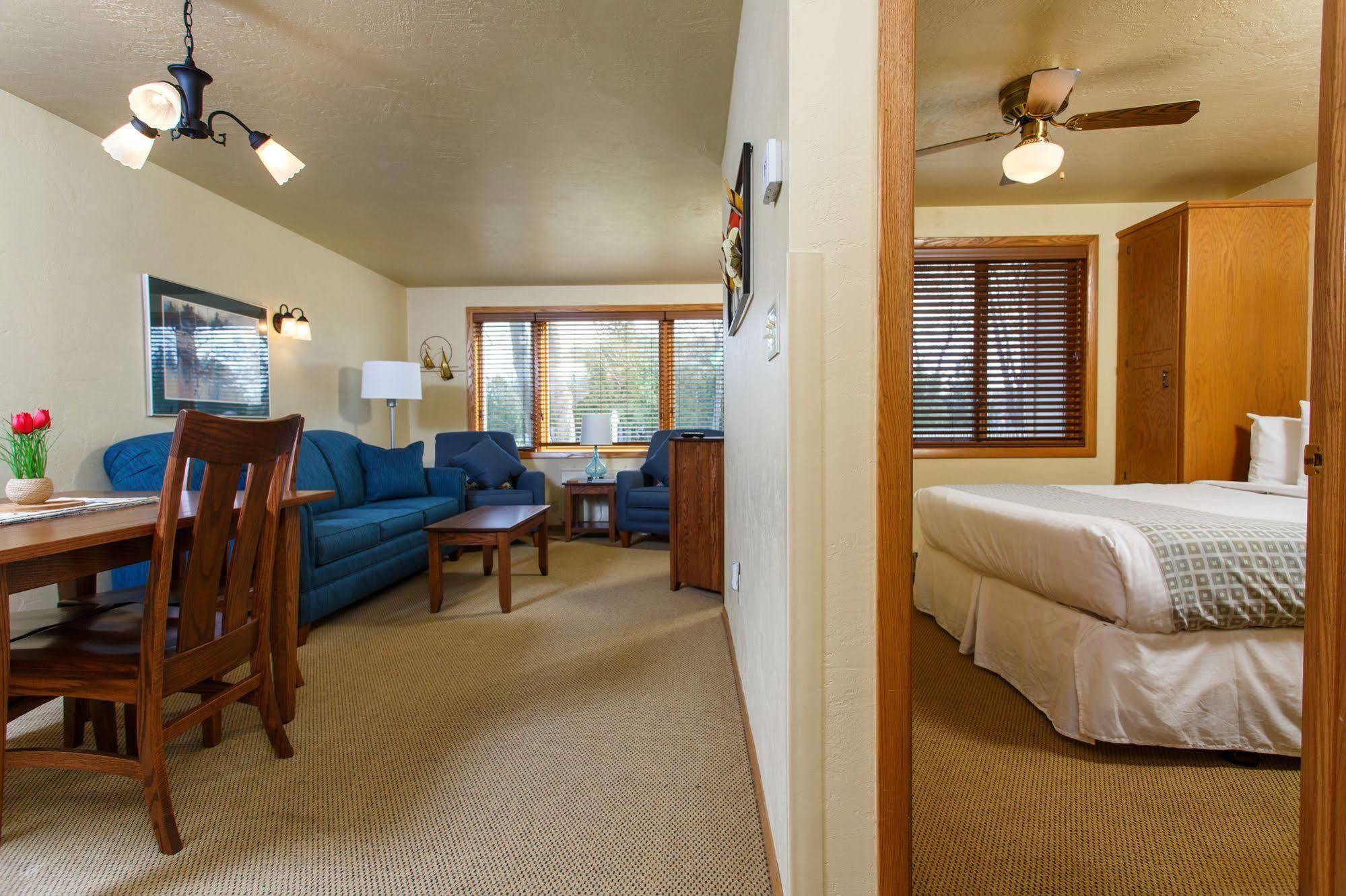 Waterbury Inn Ephraim Ngoại thất bức ảnh
