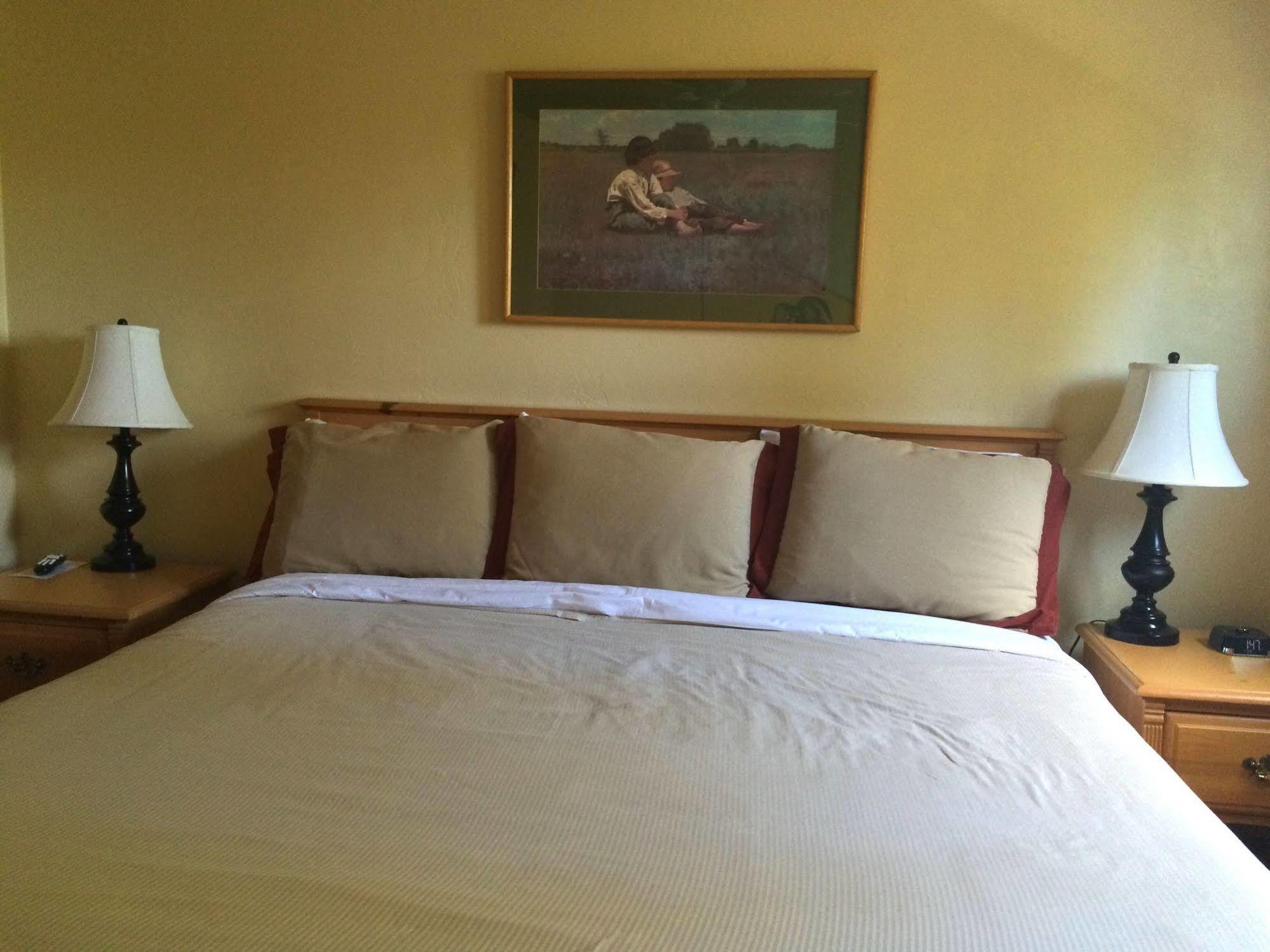 Waterbury Inn Ephraim Ngoại thất bức ảnh